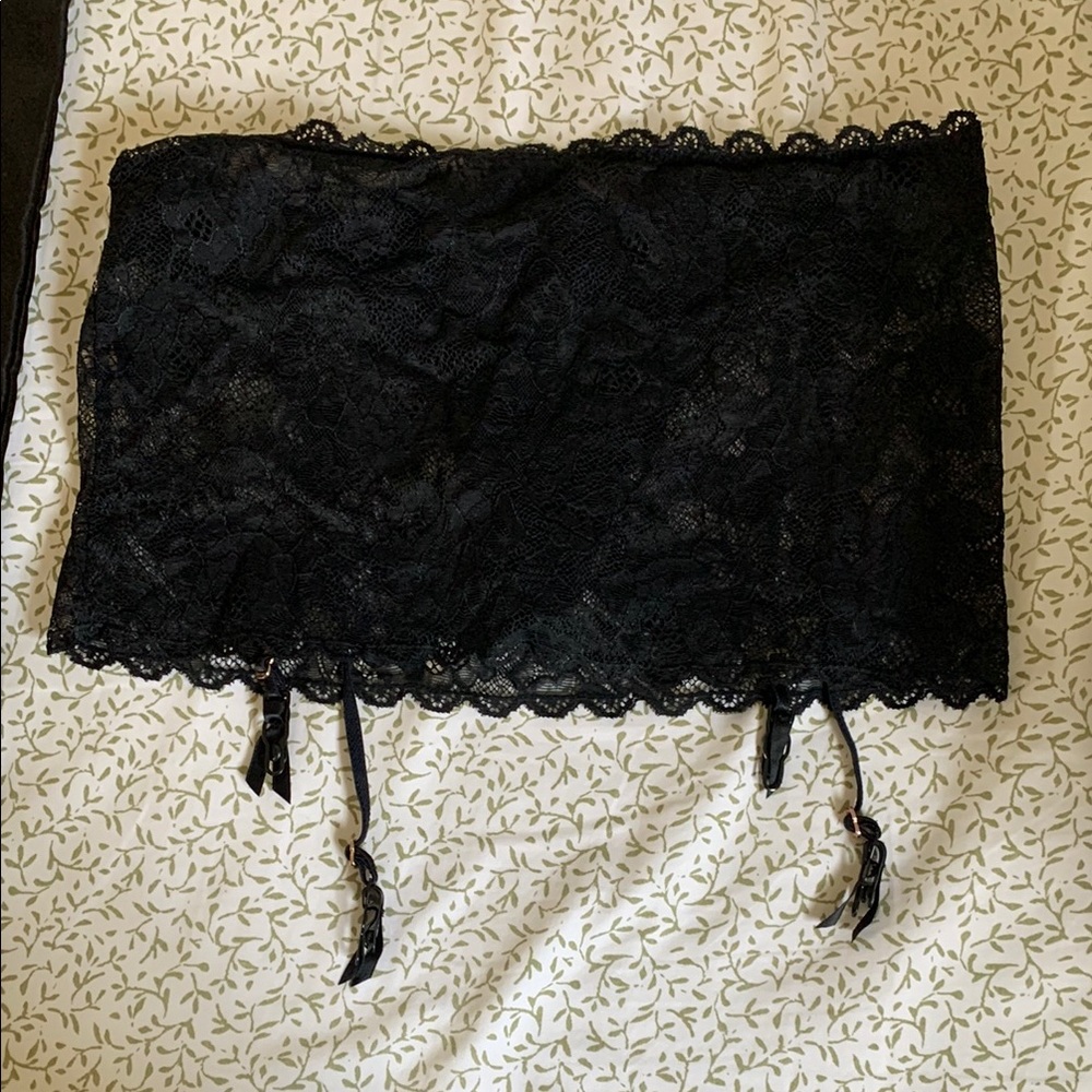 Victoria's Secret ‼️‼️Bundle  TWO Garters